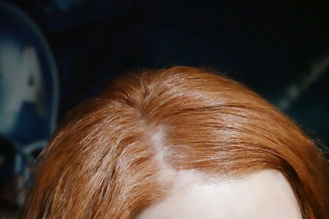 DƬ